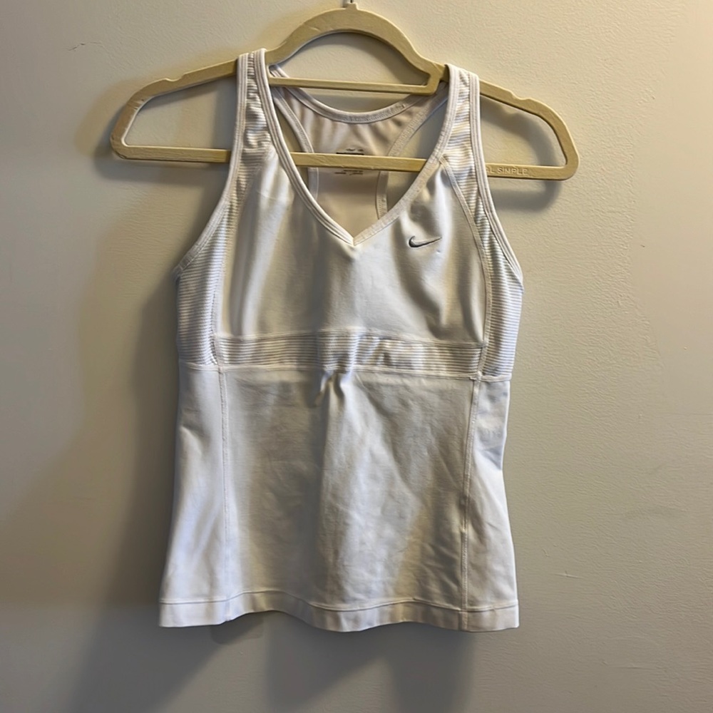 white nike tan top